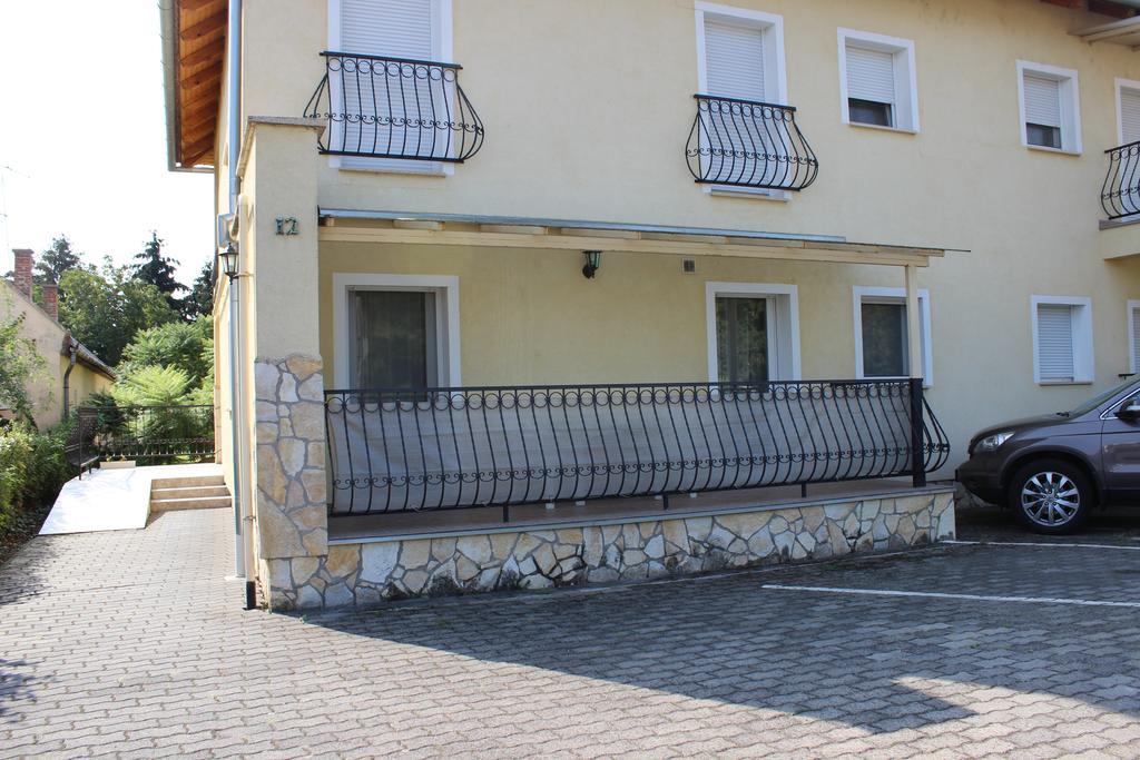 Otto Apartment Harkány Pokoj fotografie